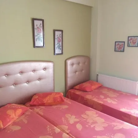 Elli * Olympiakí Aktí