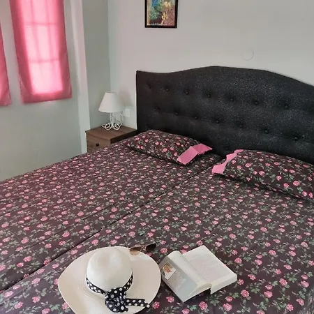 Elli With Free Private Parking Hostel