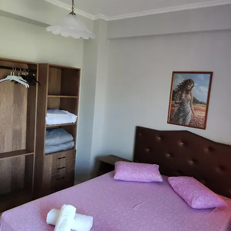 Hostel Elli *