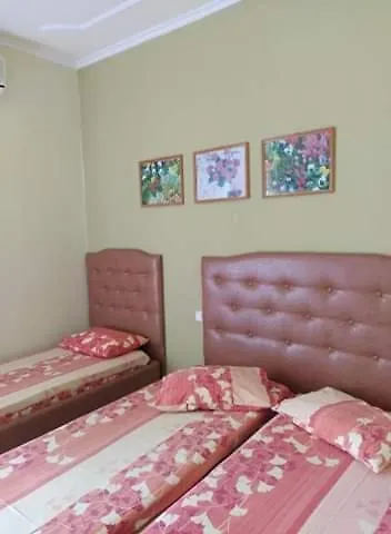 Elli With Free Private Parking *