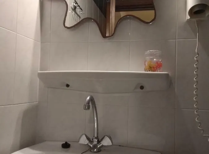 Hostel Elli With Free Private Parking