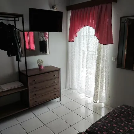 Hostel Elli With Free Private Parking