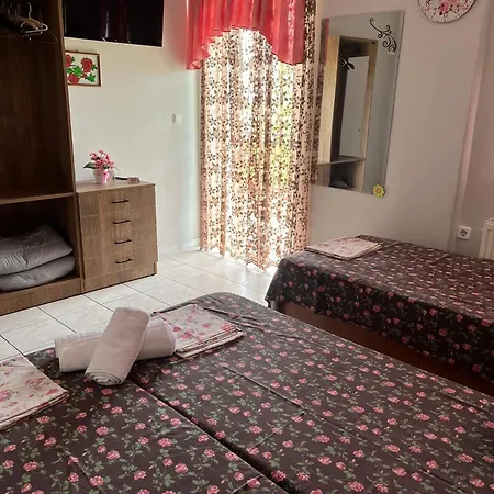 Hostel Elli With Free Private Parking