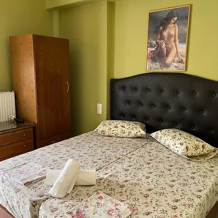 Elli * Olympiakí Aktí