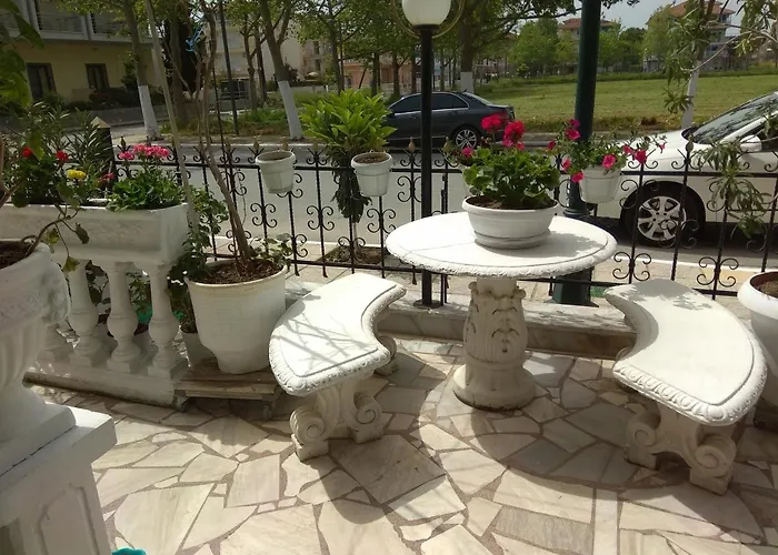 Elli With Free Private Parking Hostal Olympiakí Aktí