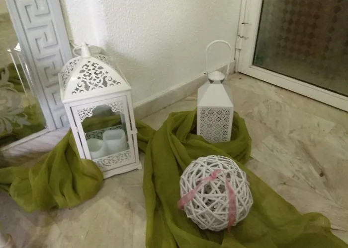 Hostal Elli With Free Private Parking *