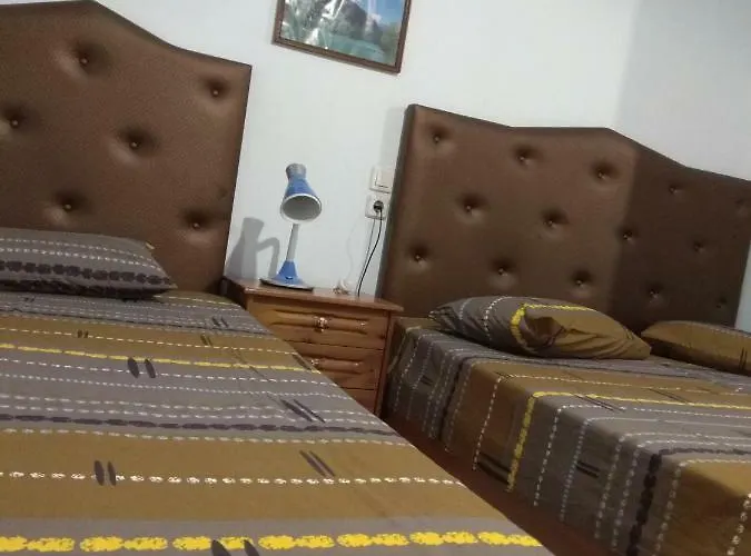 Elli With Free Private Parking Hostal